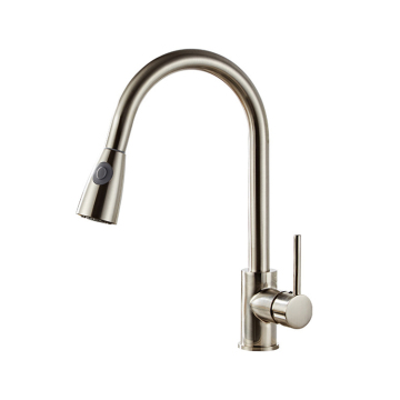 Brushed Nickel Deck Mounted Single Handle Pull Out Kitchen Faucet