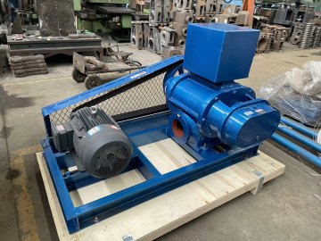 Greentech ZBK17 High-Pressure Roots Vacuum Pump – Industrial Duty, Oil-Free Operation for Pneumatic Conveying