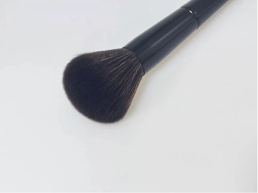 Cosmetic Brushes 002