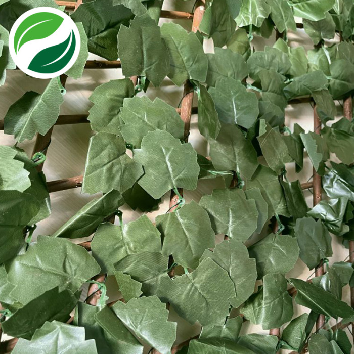 Expansion joint simulation maple leaf