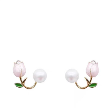 Korea Tulip Sterling Silver Anting -anting dengan Mutiara Air Tawar