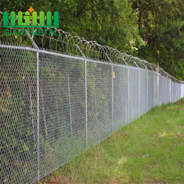 pvc coated or galvanized chain link fence