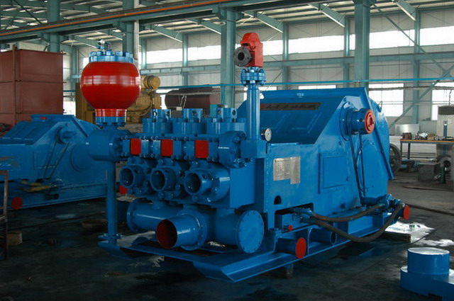 Mud pump (96)