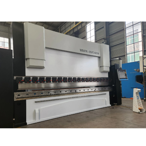 CNC Cutting Bending Machine Twist Axis Synchronization Servo Press Brake Bending Machine Manufactory