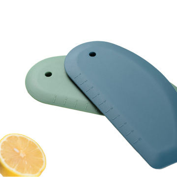 YIGO Food-Safe Plastic Bread Making Tools & Cake Decorating Cutters