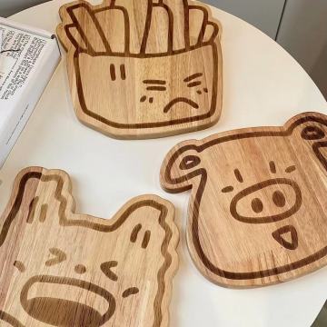 Stylish Anime-Themed Dinnerware Collection
