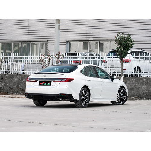 2024 White Camry Hybrid 2.0S Sport Edition