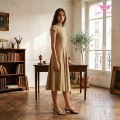 Gelbes A-Linien-Midikleid mit Stehkragen