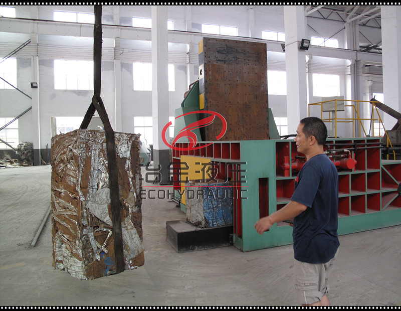 Steel Package Scrap Copper Aluminum Iron Baler Machine