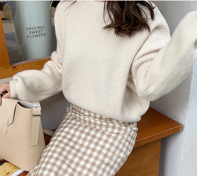 Women's Colock Sweater