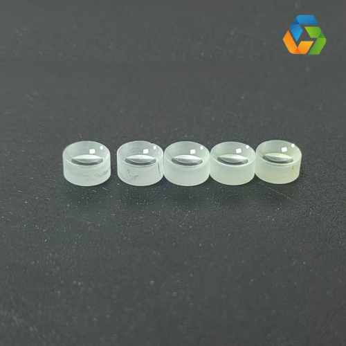 Плоско-вогнутая линза с внешним диаметром 5,31 мм