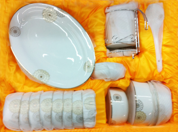 Bone China Dinner Set With Decal (BC-001)
