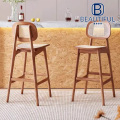 Liangjia เก้าอี้บาร์หวายไม้ยางพารา