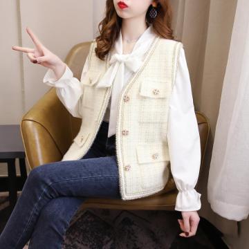 2024 Women's Casual V-Neck Button Crop Waistcoat with Logo and Fur Trim