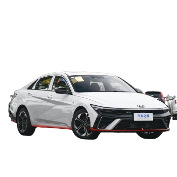 2023 Elantra 1.5L Sport Berlina CVT Lux Premium Edition - Auto nuove e usate