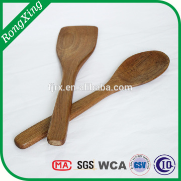 acacia wood spoon and spatula