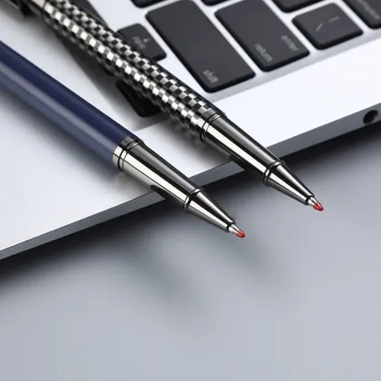2024 Luxury Carbon Fiber Roller Ball Pen with Custom Logo