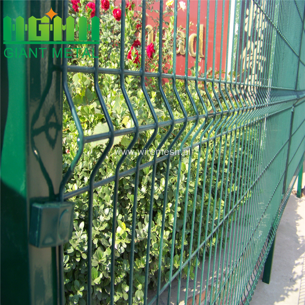 Green Color Welded Triangle Bend folding Fencing