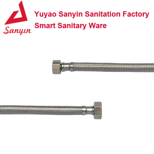 柔軟なステンレス鋼管