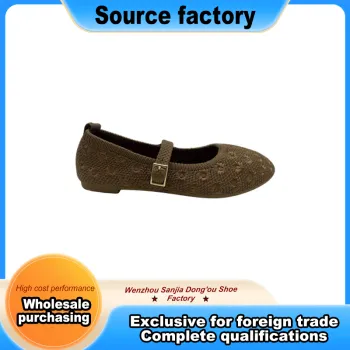Plum Embroidery Old Beijing Cloth Shoes