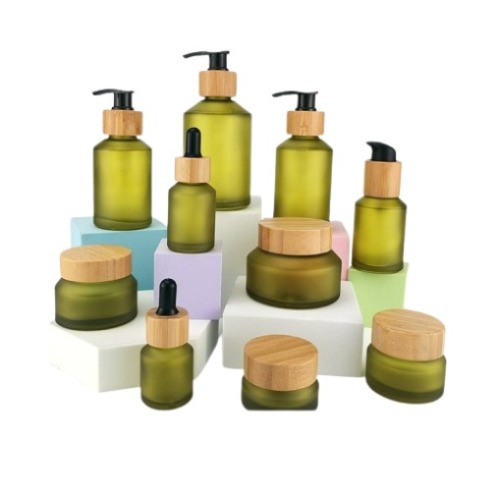 Frosted Green Empty Glass Bottles Lotion Pump Bamboo