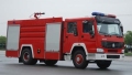 8 톤 물 유조선 화재 전투기 수송 차량