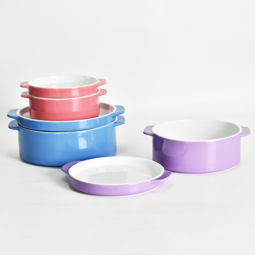 Kitchen round ceramic baking dish with lid