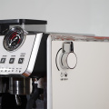 Caffettiera semi-automatica per caffè espresso per uso commerciale