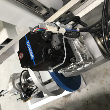 Автоматический робот для герметизации стеклопакетов с двойным остеклением