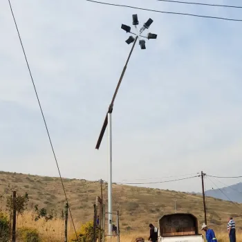 Free Design Galvanized LED Street Light Poles for 6m to 12m Outdoor Use