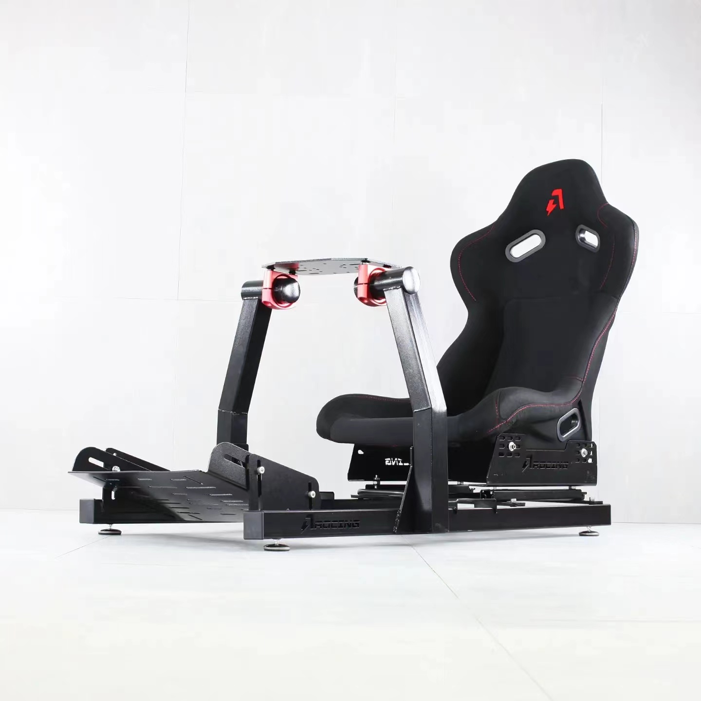 simulator SE black with bucket seat