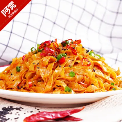 Delicious Sichuan Sweet And Spicy Flavor Chicken Noodle