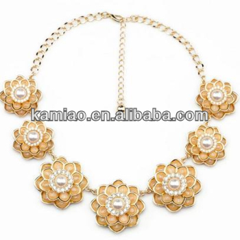ladies jewelry flower 2014 trendy necklaces fashion new design pearl necklace