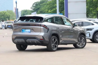 Geely Galaxy L7 Max 1.5T Hybrid SUV - 200km Range 2023 Electric Vehicle