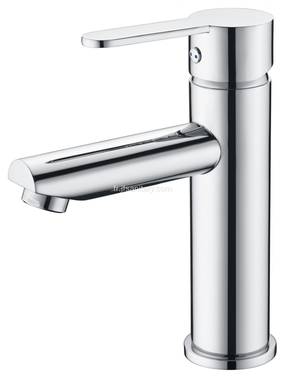 Taps de salle de bain de chrome moderne