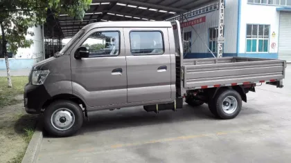 Sinotruk CDW 4x2 2 ton Mini Cargo Truck