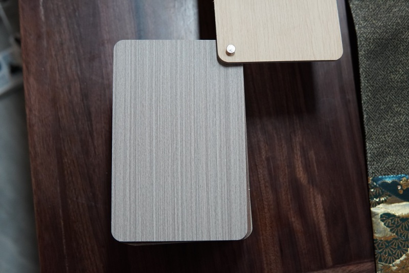 Carbon crystal plate
