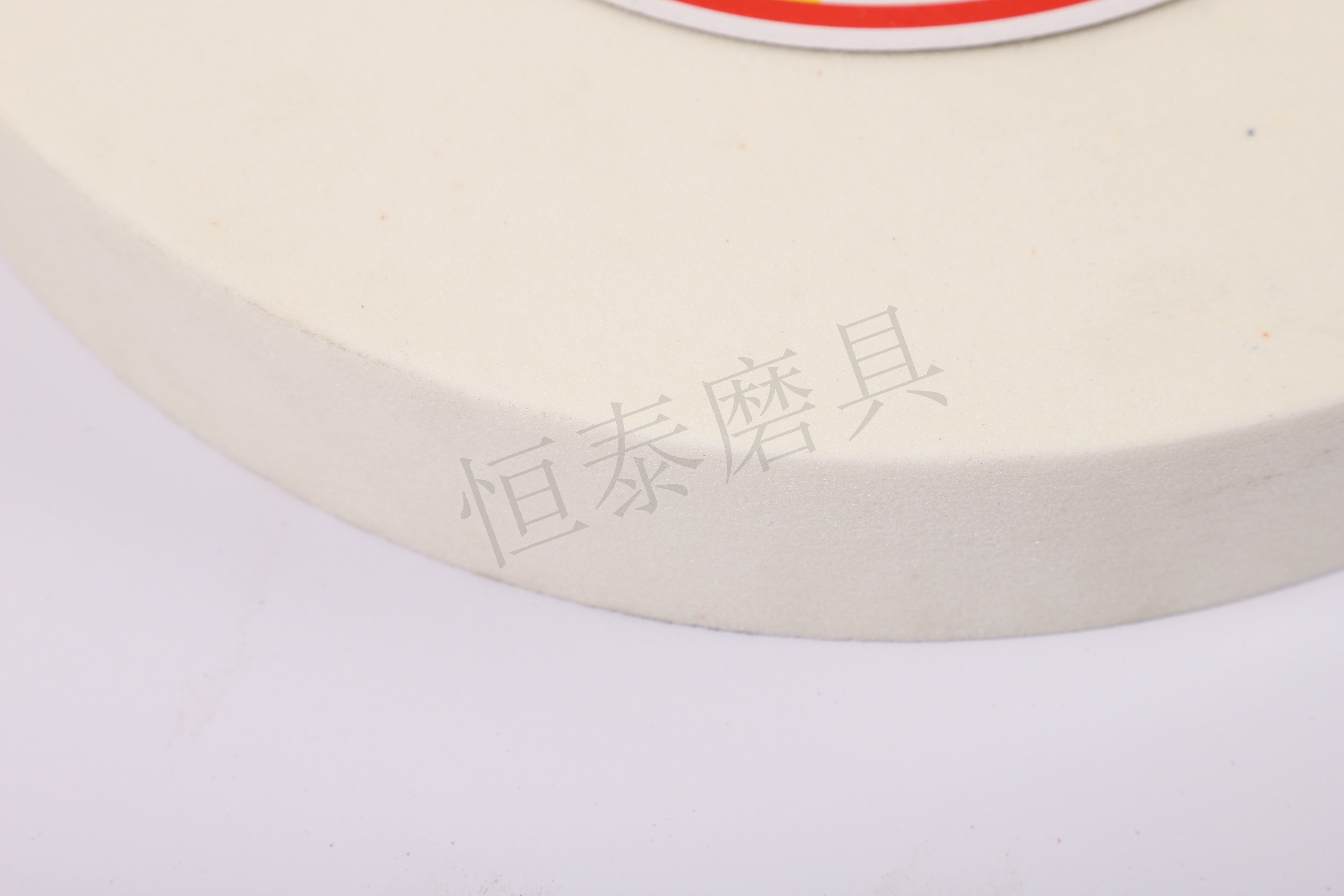 White Aluminium2 (4)