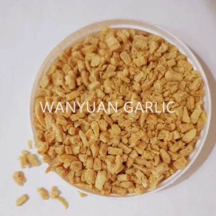 Crisp fried garlic in bottle