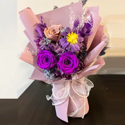 Birthday Valentine's Day Forever Flower Bouquet: Customized Color Preserved Rose Bouquet Gift Idea for Mother's Day