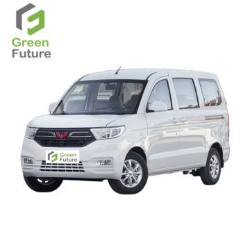 Wuling Hongguang gegen New Benzin Minivan - 7 -Sitzer -Minibus auf Lager