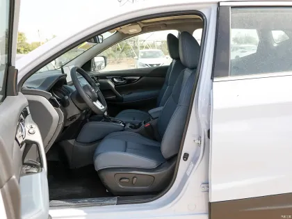 Nissan Qashqai 2.0L CVT 5 Seater 2WD Gasoline SUV - New Cars
