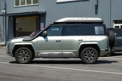 2024 BYD Yangwang U8 SUV: 5-Seater Electric Car for Sale