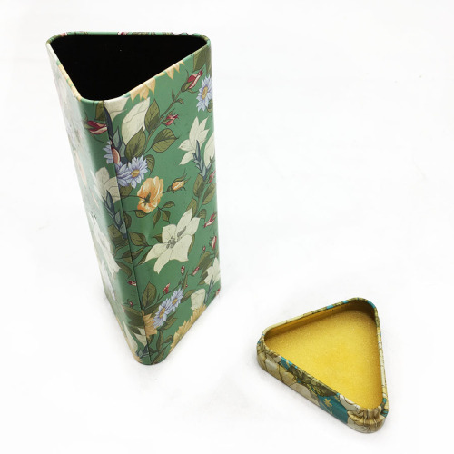 Triangle Tin Box Customized Triangular Candy Iron Box Supplier