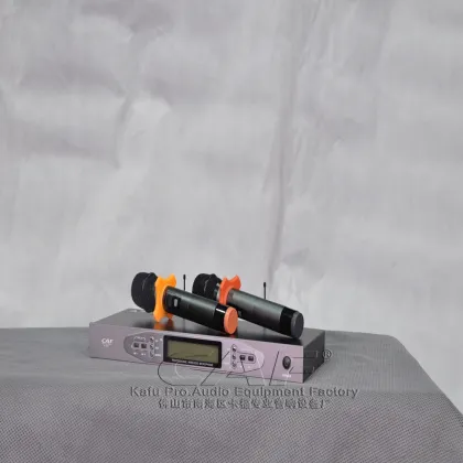 Pro karaoke microphone UHF wireless microphone