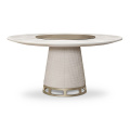 mesa de comedor y silla