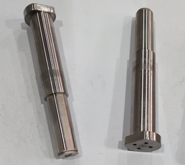 Poinçon en acier de haute précision