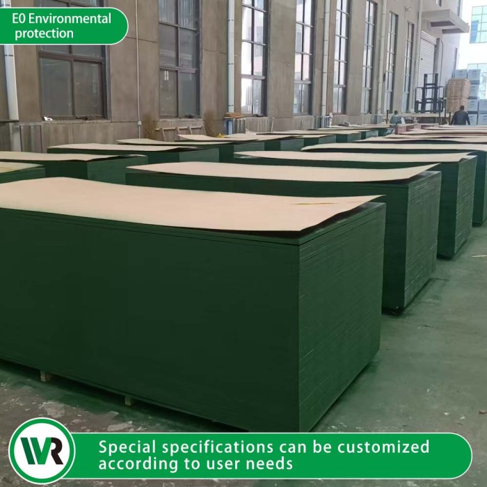 Panel Kayu PP Hijau Tahan Lama untuk Projek Moden