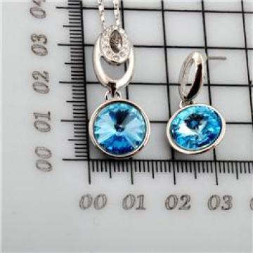 Fashion Jewelry Necklace Set with Swarovski stones glued