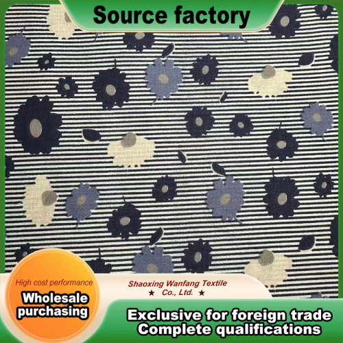 Mavi ve Beyaz Çizgili Soyut Papatya Pamuklu Kumaş